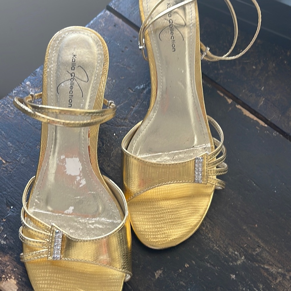 Gold shoes